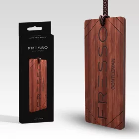 FRESSO Gentleman – odorizant auto din lemn 115x50 mm