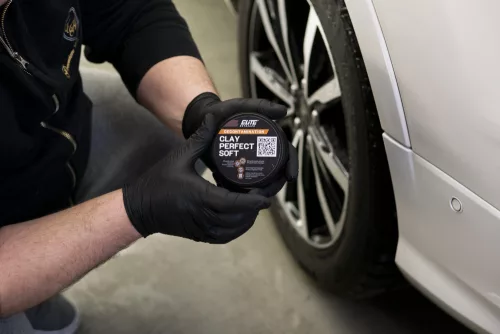 Elite Detailer Clay Perfect Soft – argilă de decontaminare pentru lac 100 g
